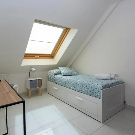 Apartament Nautilus Atico, 3 Dormitorios, Puerto, By Bookindenia *
